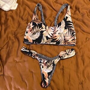 Rip curl reversible bikini set